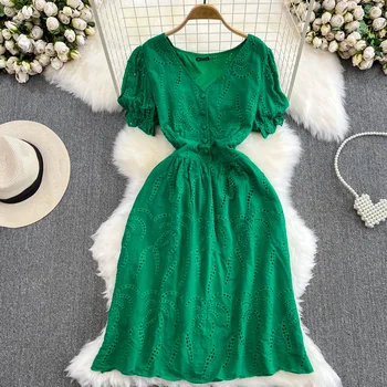 Летнее женское зеленое платье с вышивкой 2023 Новое Элегантное Женское платье с V образным вырезом и коротким рукавом, Однобортное Трапециевидное Полое платье длиной до колен